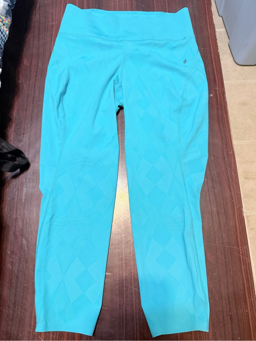 Fanka Women's Aqua Performance Capri Leggings